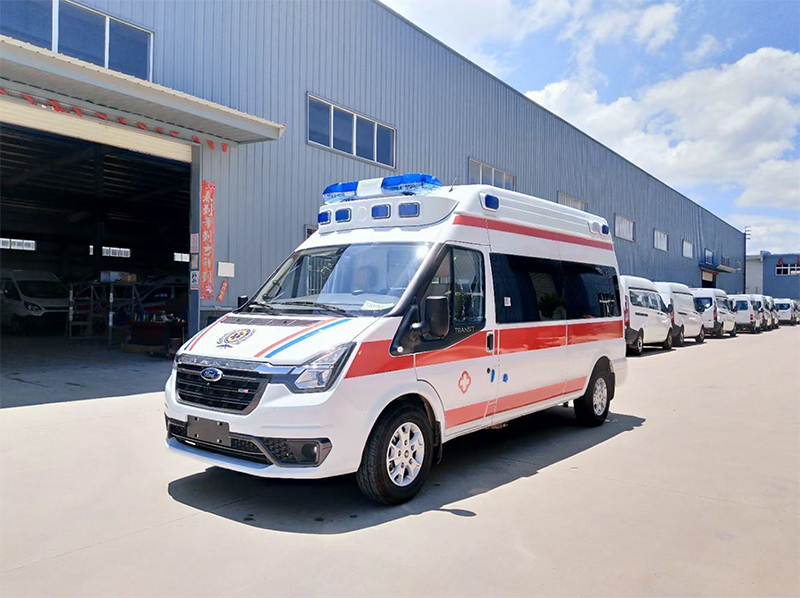 福特V348长轴高顶转运救护车