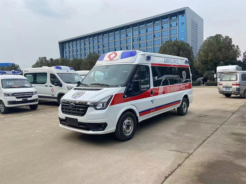 福特V348长轴中顶监护救护车