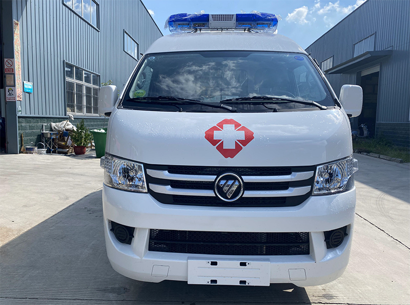 福田G7长轴转运型救护车