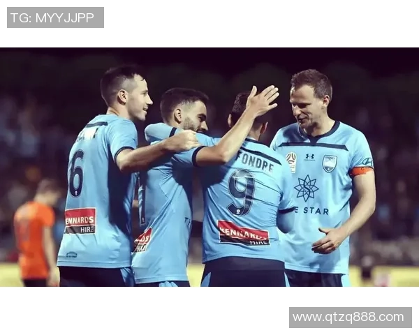 西悉流浪与悉尼FC的激烈对决揭示澳超联赛的竞争魅力与球队实力较量