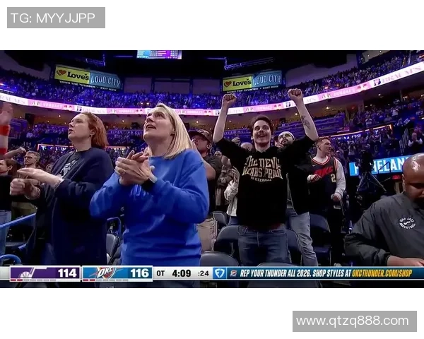 雷霆与爵士激战正酣大比分对决引发球迷热议与期待