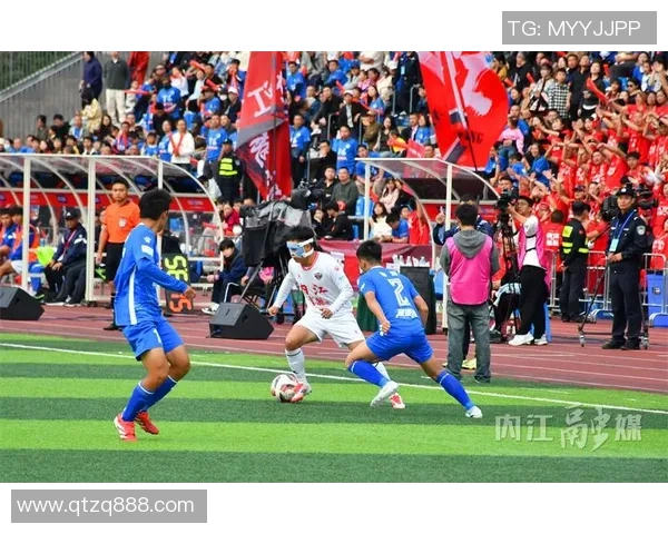 黑镇市与悉尼联的精彩对决谁能在赛场上笑到最后 黑镇市与悉尼联的精彩对决谁能在赛场上笑到最后