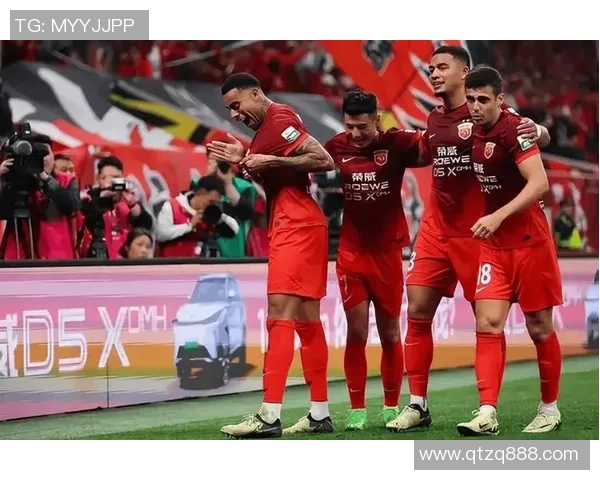 亚冠激战上海上港迎战强敌全力争胜展现球队风采