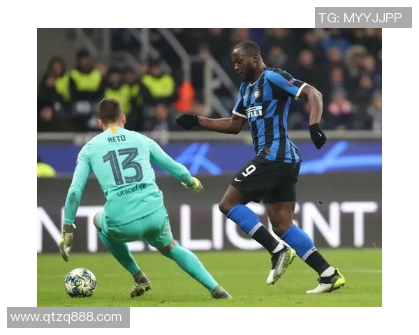 亨克与那不勒斯激战正酣谁能在欧战中笑到最后