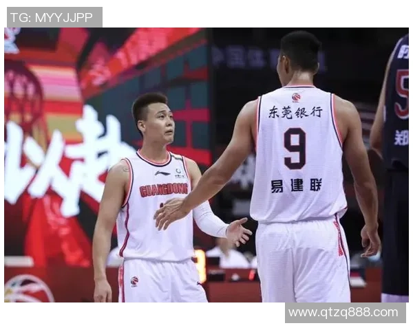 佐加顿与克鲁日激战正酣谁能在这场较量中笑到最后 佐加顿与克鲁日激战正酣谁能在这场较量中笑到最后