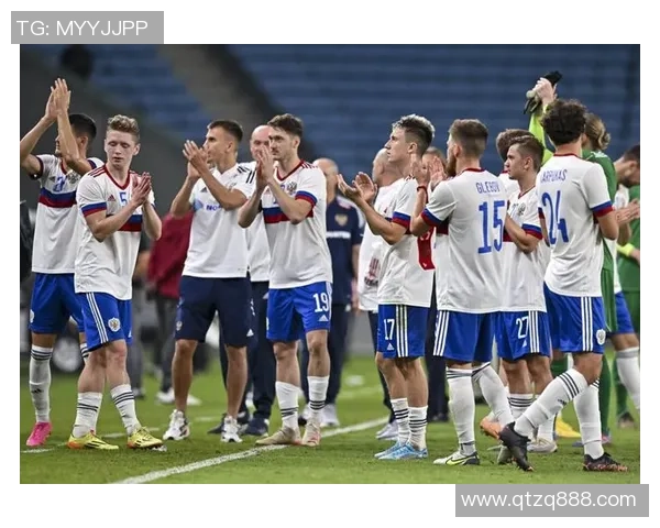 俄罗斯对斯洛伐克足球比赛现场直播全程回顾与精彩瞬间分析