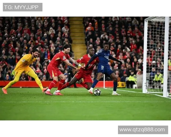 阿尔城与奥斯的精彩对决揭示足球战术与团队协作的魅力 阿尔城与奥斯的精彩对决揭示足球战术与团队协作的魅力