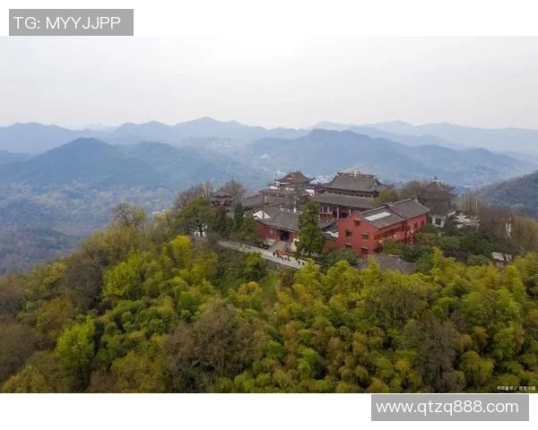 山行与岐阜的奇妙对比探寻自然与人文的交融之美