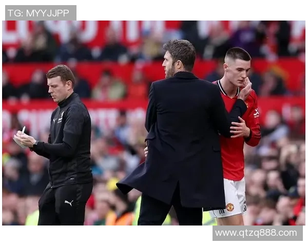 拜仁慕尼黑元老队与曼联元老队的经典对决重燃足球激情